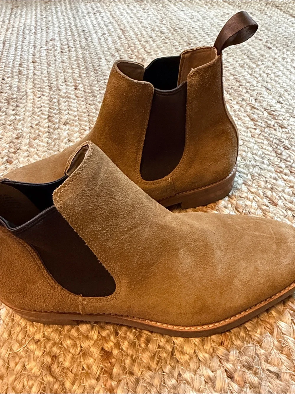 Men's Suede Chukka Boots in Brown wore once